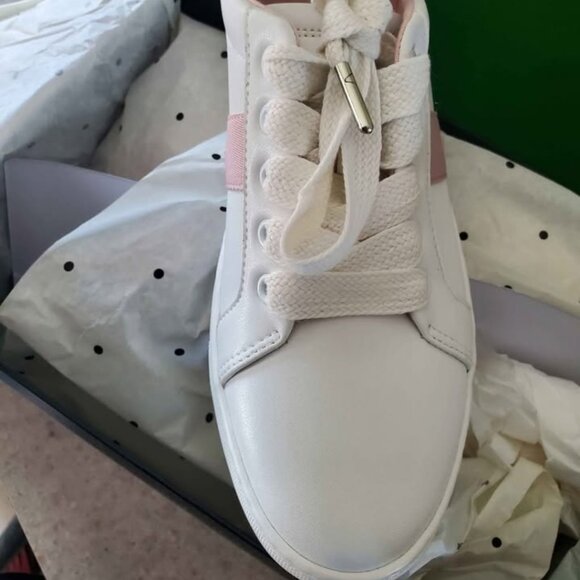 KATE SPADE IGGY SNEAKERS - Picture 3 of 5